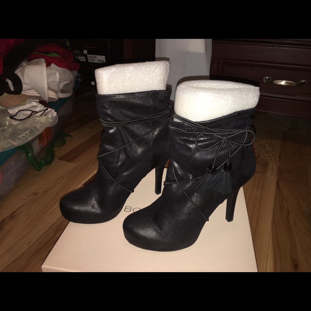 BCBG Suedes Ankle Boots
